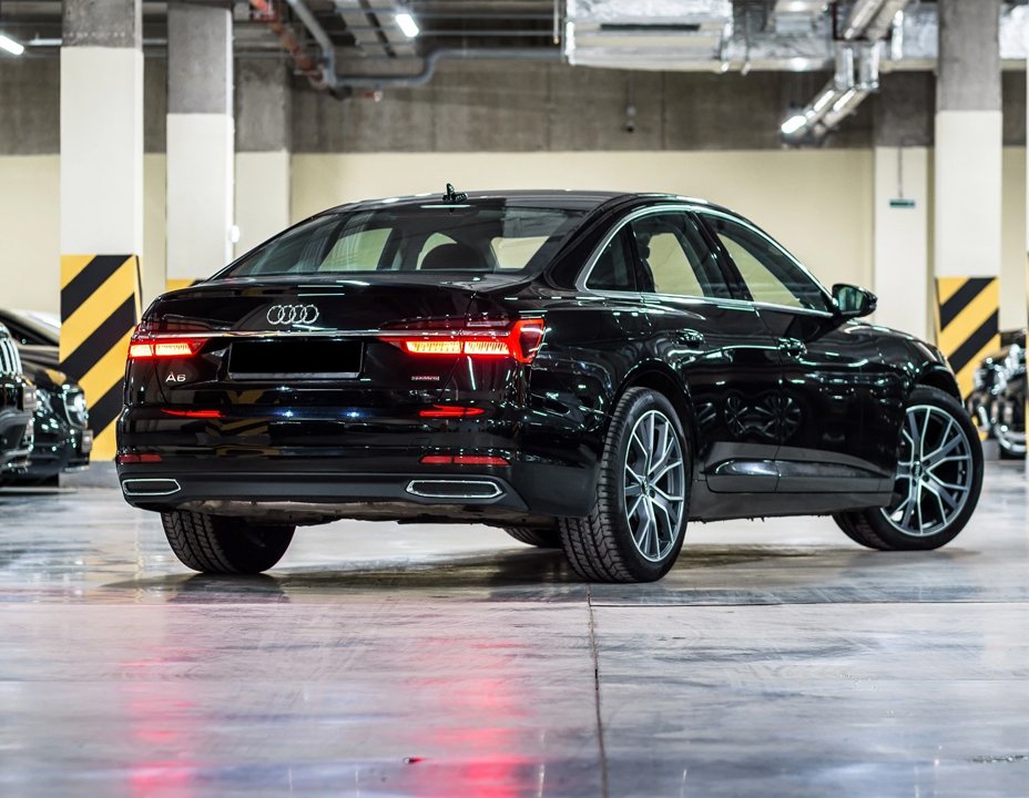 AUDI A62