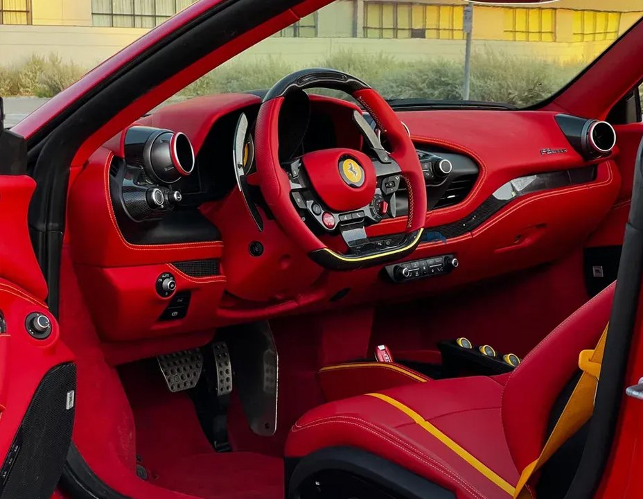 FERRARI F82