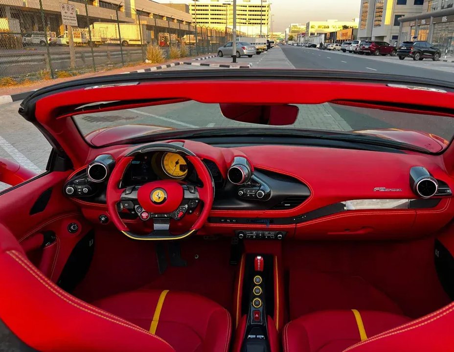 FERRARI F86